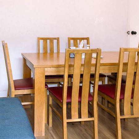 Nice 4 Bedroom Apartment Near City Centre 2-Min Walk To Metro !! Business & Family Friendly!! Λονδίνο Εξωτερικό φωτογραφία