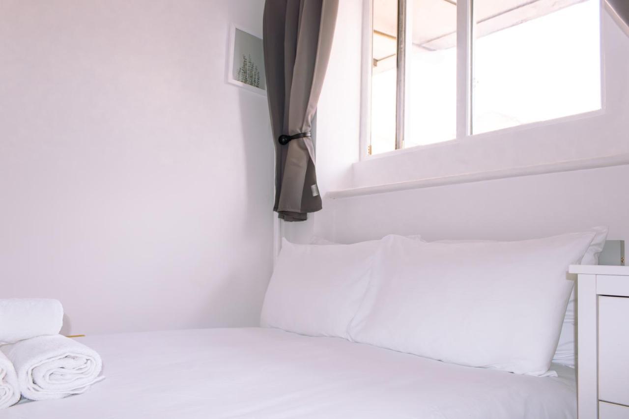 Nice 4 Bedroom Apartment Near City Centre 2-Min Walk To Metro !! Business & Family Friendly!! Λονδίνο Εξωτερικό φωτογραφία