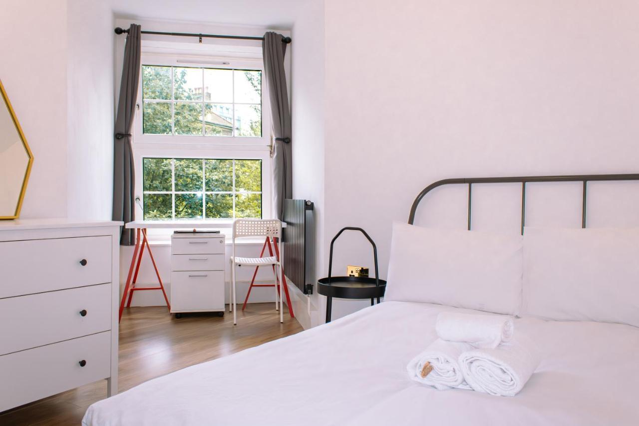 Nice 4 Bedroom Apartment Near City Centre 2-Min Walk To Metro !! Business & Family Friendly!! Λονδίνο Εξωτερικό φωτογραφία